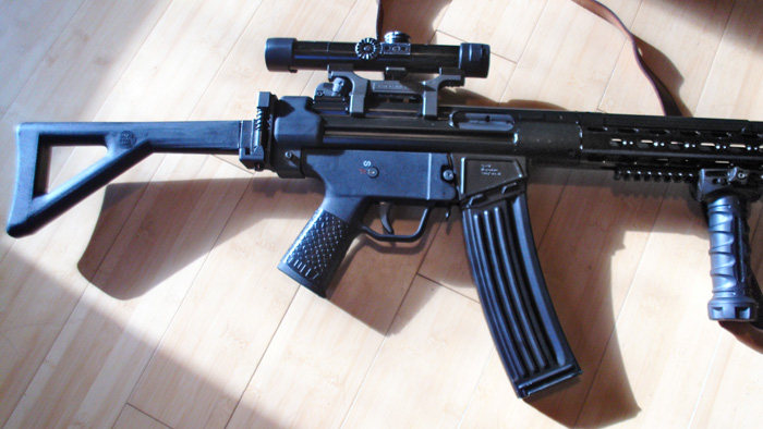 Ohh yea ultimate finish with my TUFF1 Boa Grip on my HK93 clone!
