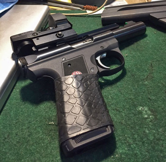 closeup of Ruger Mark III Target Model with TUFF1 Black Boa Grip