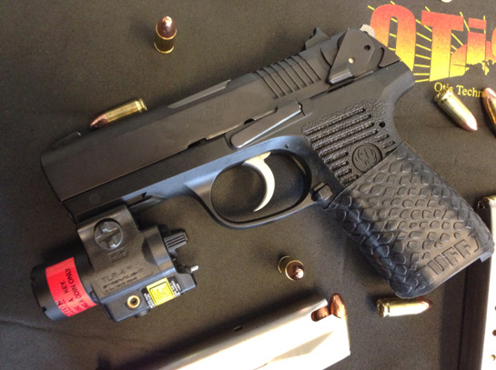 TUFF1 Boa Black on Ruger P95 - Closeup
