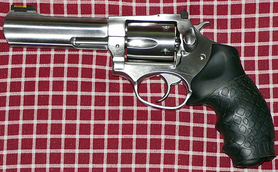 TUFF1 Black Boa grip over Hogue Monogrip on Ruger SP101