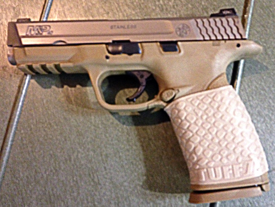 TUFF1 Desert Tan Boa on Smith & Wesson M&P 40 VTAC