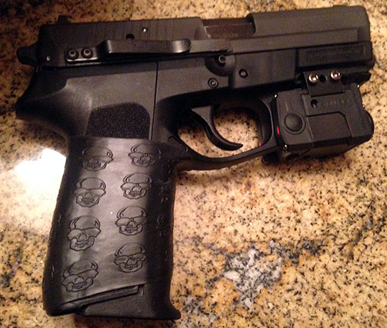 Sig 2022 40 cal with Black TUFF1 Death grip