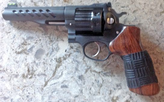 D.B. sent us a pic of his Ruger Super Redhawk with Black TUFF1 Double Cross